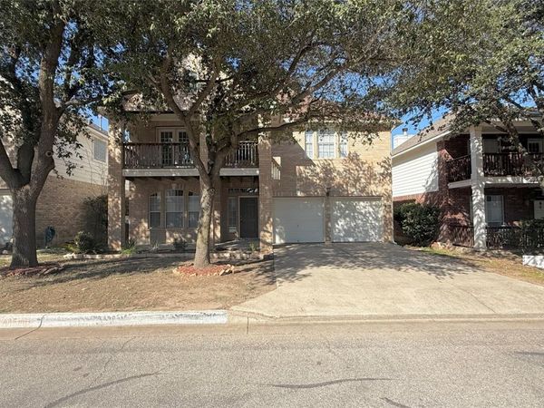 1716 Rosenborough LN S, Round Rock, TX 78665