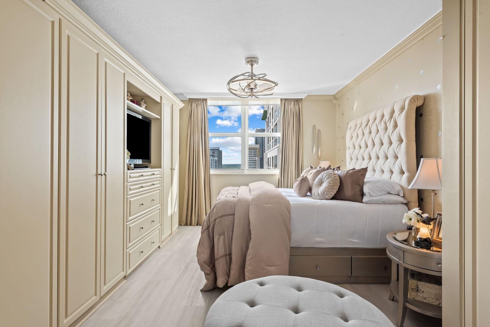 347 N New River Drive, Unit 2105, Fort Lauderdale, FL 33301 Photo