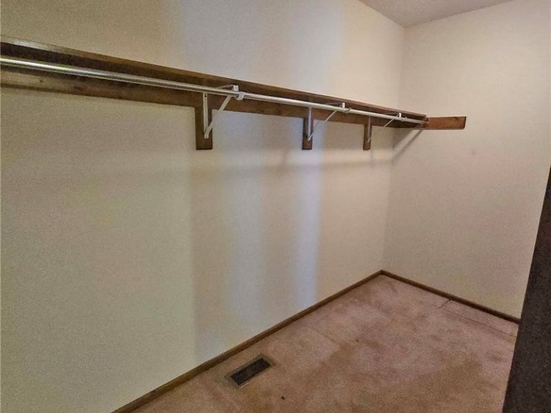 117 Brookview Drive SW, North Canton, OH 44709 Photo 12