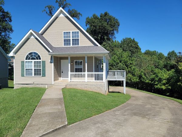 2909 Granny Ct, Clarksville, TN 37040