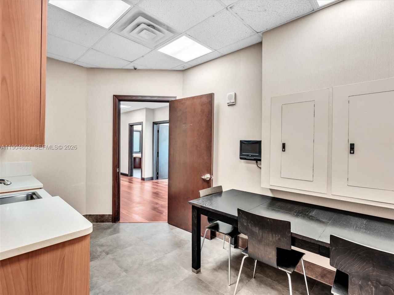 20900 NE 30th Ave, Unit 207, Aventura, FL 33180 Photo