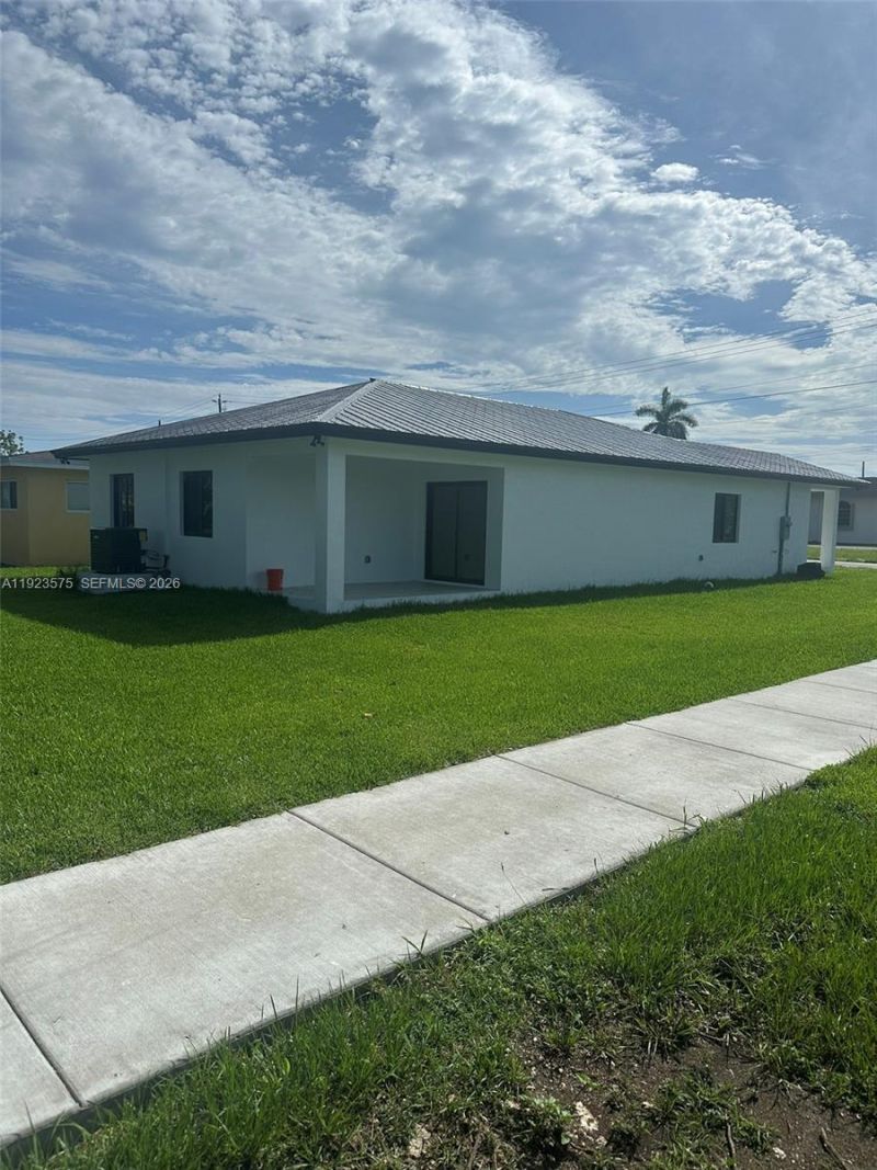 580 SW 10th Ave, Homestead, FL 33030 Photo