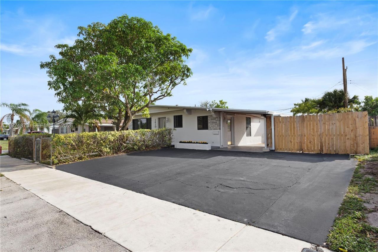 1410 NW 42nd St, Fort Lauderdale, FL 33309 Photo