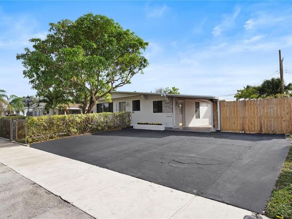 1410 NW 42nd St, Fort Lauderdale, FL 33309