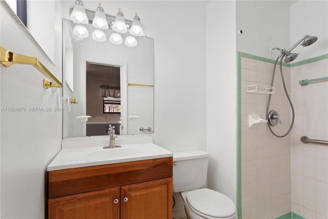 1410 NW 42nd St, Fort Lauderdale, FL 33309 Photo