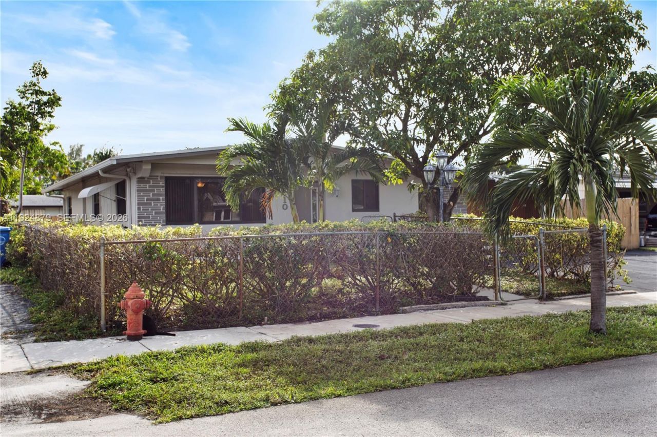 1410 NW 42nd St, Fort Lauderdale, FL 33309 Photo