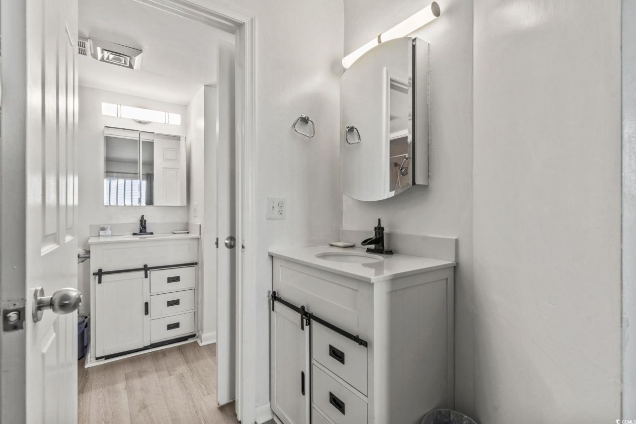 5523 N Ocean Blvd. Photo 25