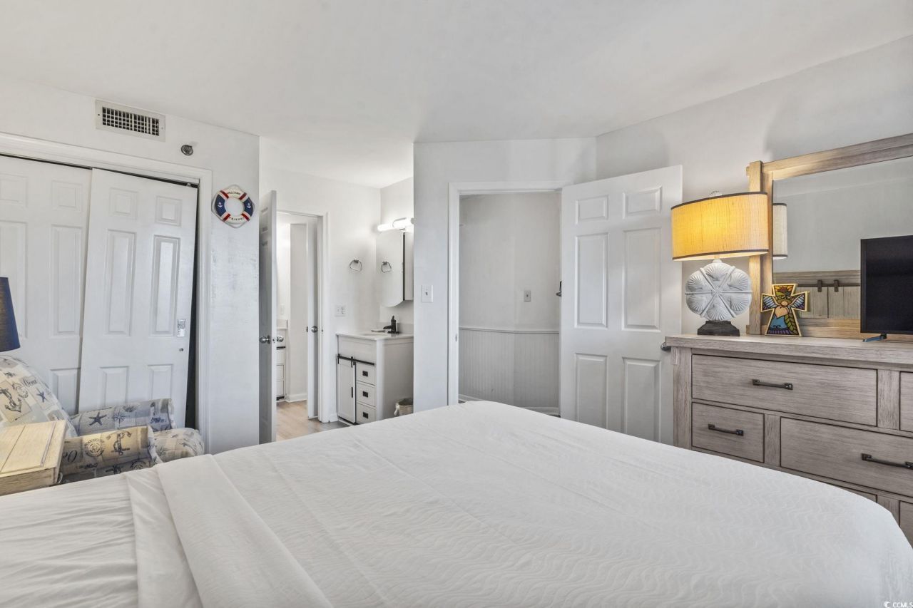 5523 N Ocean Blvd. Photo 30