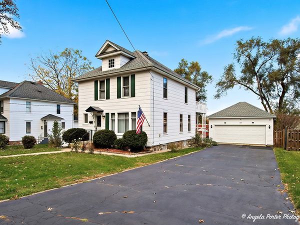 3804 Waukegan Road, McHenry, IL 60050