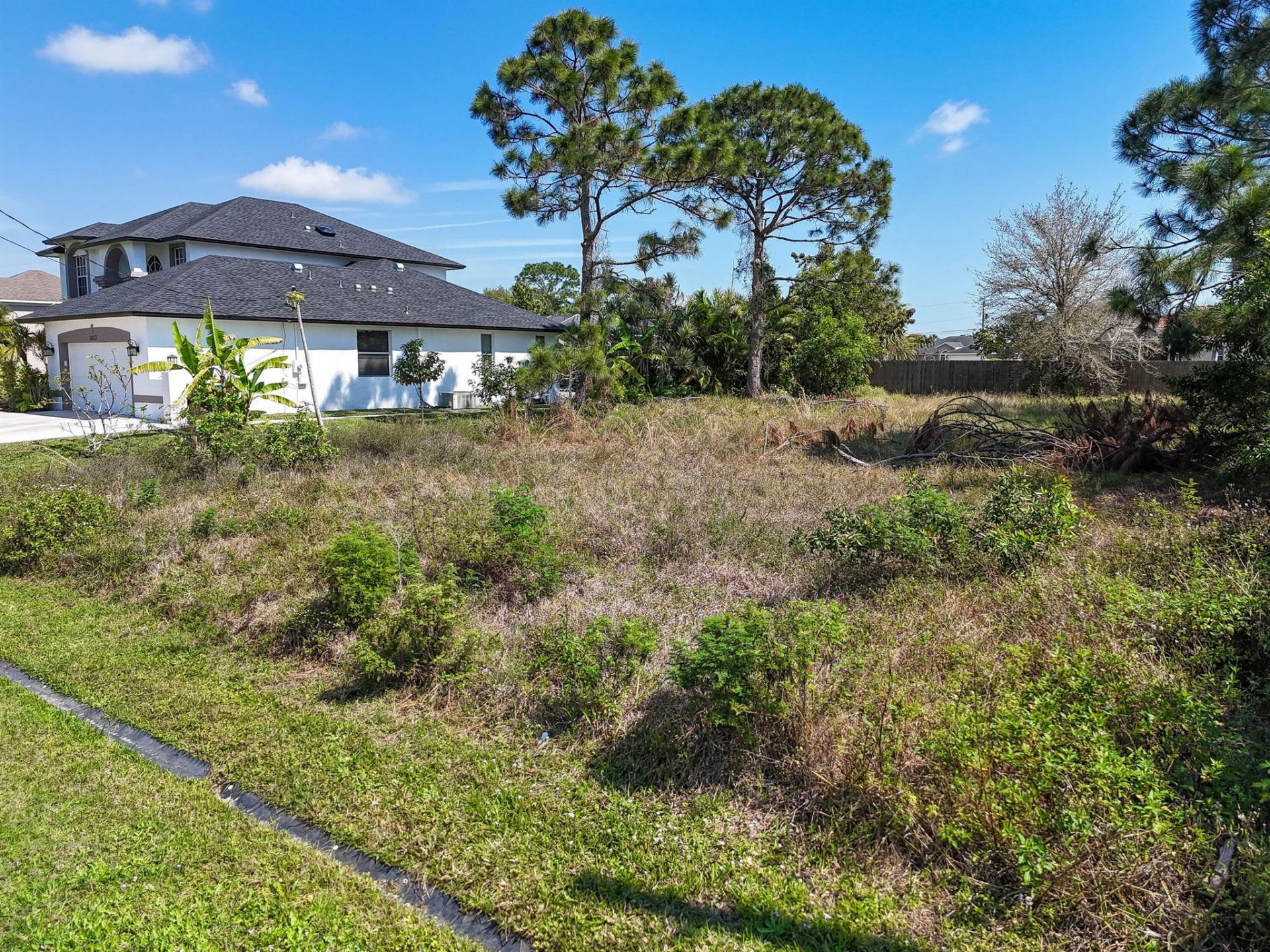 5849 NW Mesa Circle, Port Saint Lucie, FL 34986 Photo