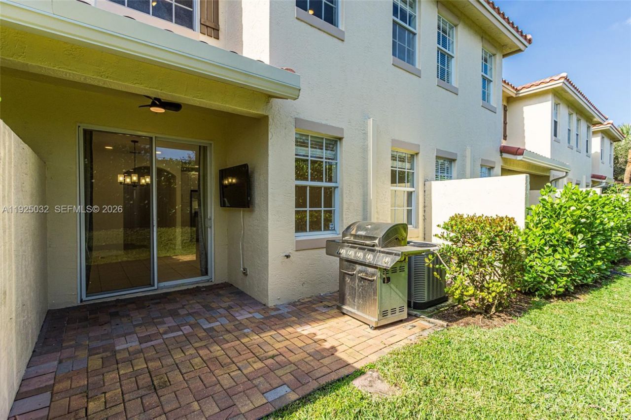 1015 Ventnor Ave, Unit 3E, Delray Beach, FL 33444 Photo