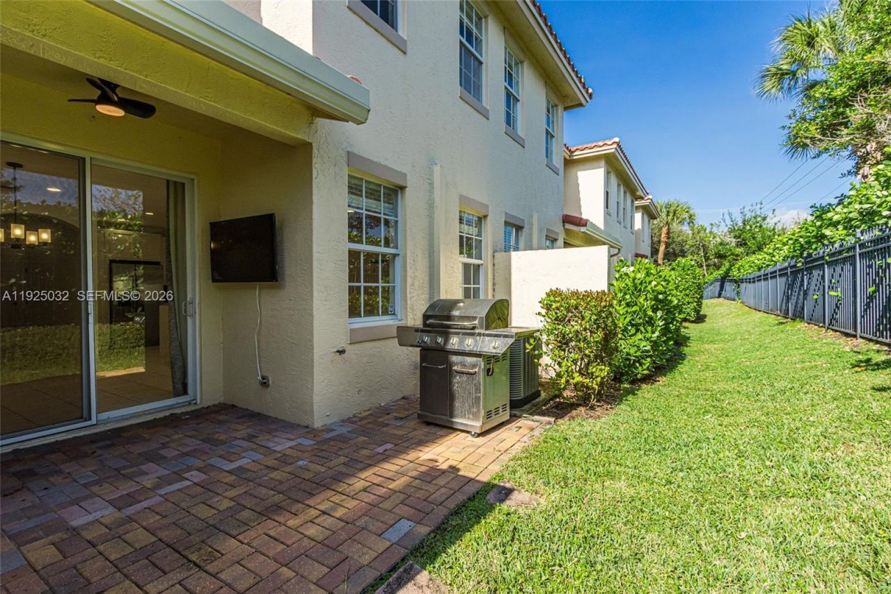 1015 Ventnor Ave, Unit 3E, Delray Beach, FL 33444 Photo