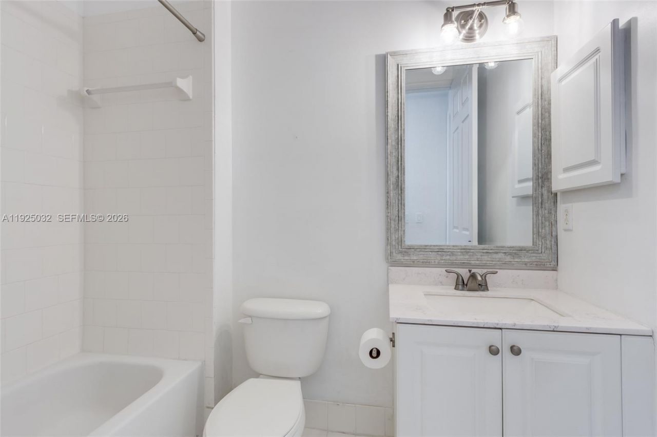 1015 Ventnor Ave, Unit 3E, Delray Beach, FL 33444 Photo