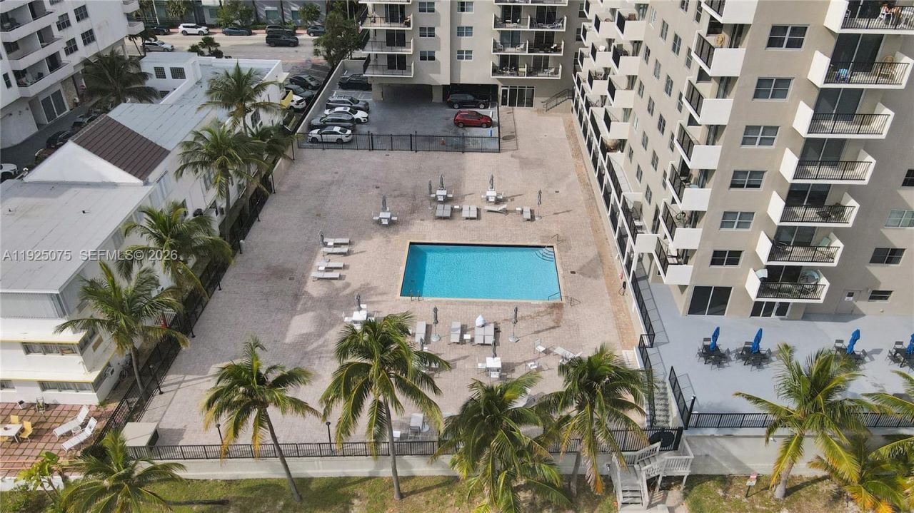 9273 Collins Ave, Unit 407, Surfside, FL 33154 Photo