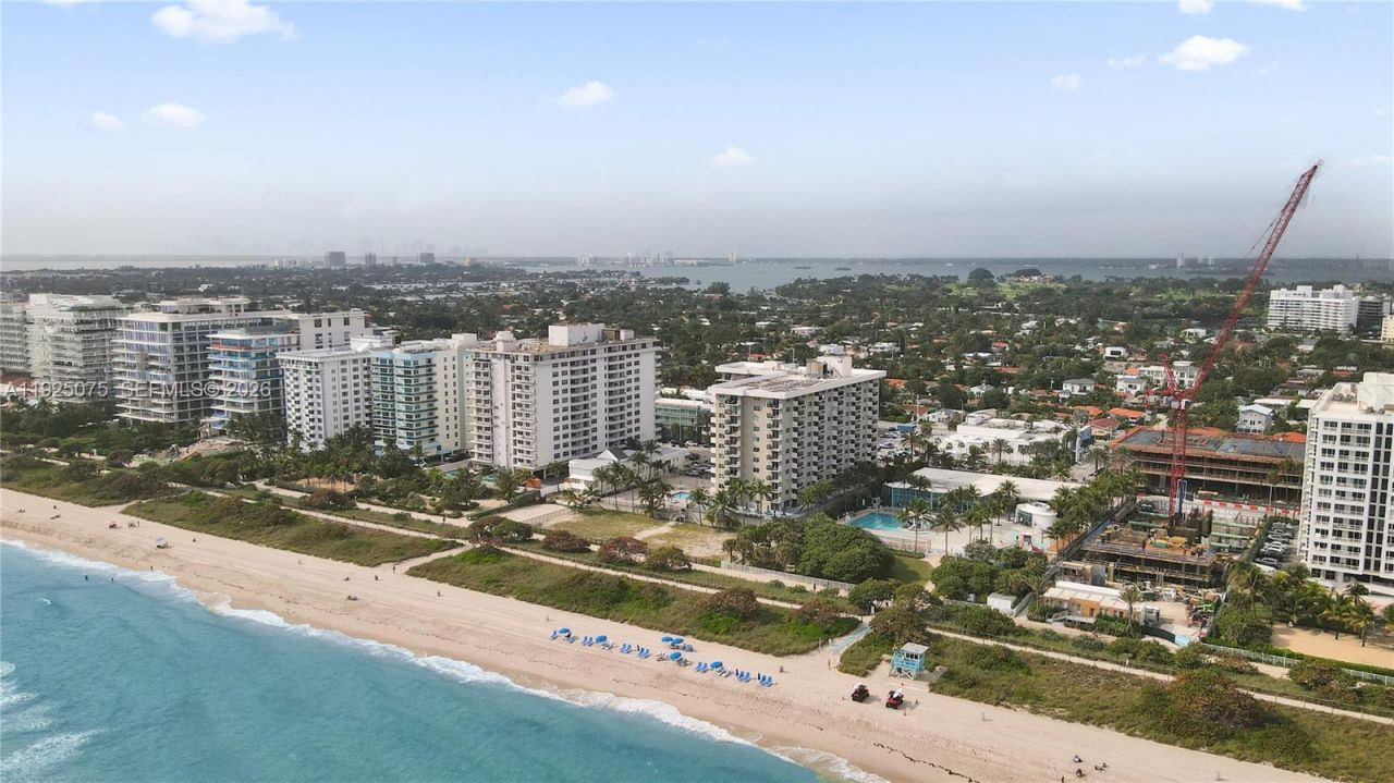 9273 Collins Ave, Unit 407, Surfside, FL 33154 Photo