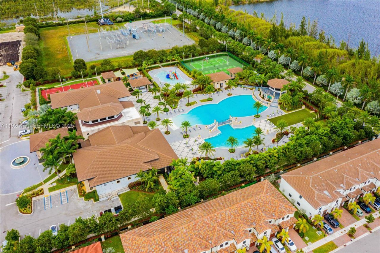 8151 NW 104th Ave, Unit 7, Doral, FL 33178 Photo