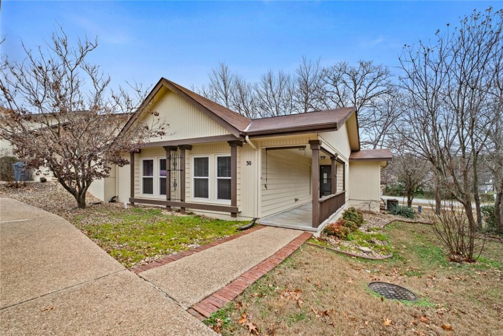 30 Melinda Lane, Bella Vista, AR 72714 Main Photo