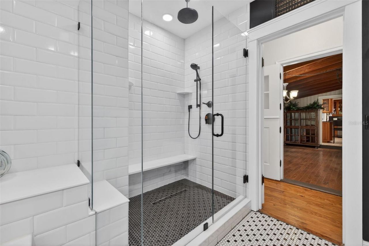 737 28th Avenue N, Saint Petersburg, FL 33704 Photo