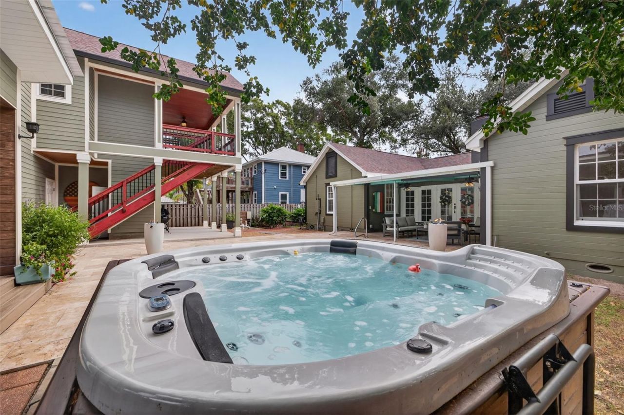 737 28th Avenue N, Saint Petersburg, FL 33704 Photo