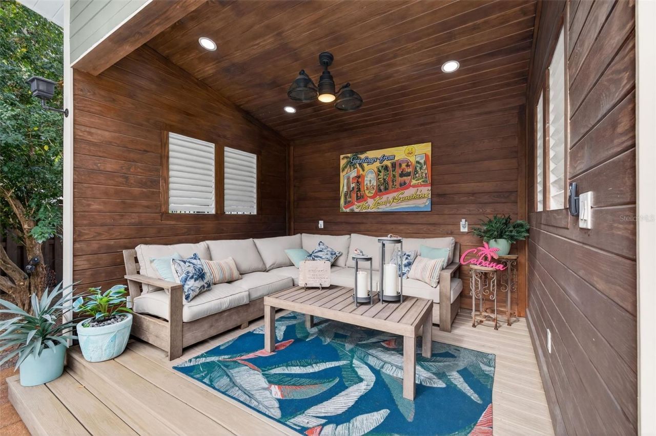 737 28th Avenue N, Saint Petersburg, FL 33704 Photo