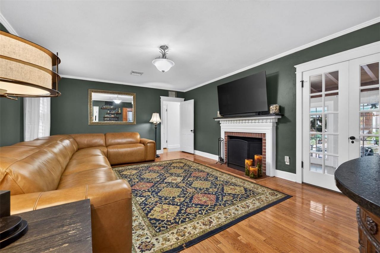 737 28th Avenue N, Saint Petersburg, FL 33704 Photo