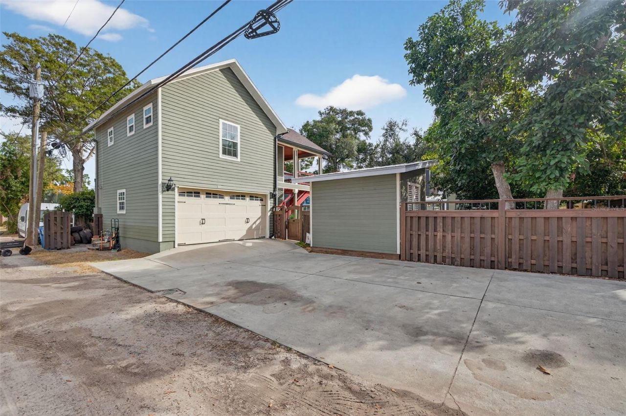 737 28th Avenue N, Saint Petersburg, FL 33704 Photo