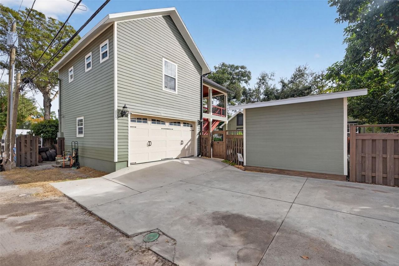 737 28th Avenue N, Saint Petersburg, FL 33704 Photo