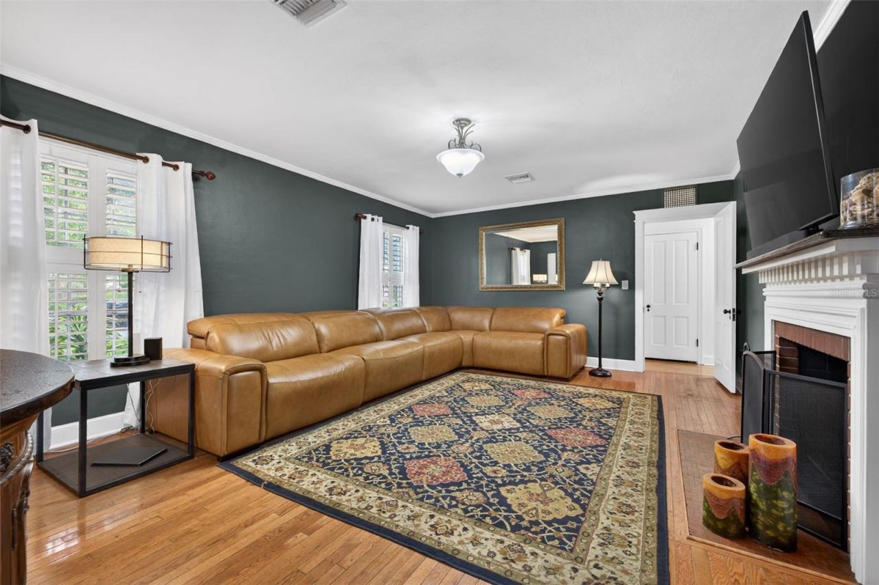 737 28th Avenue N, Saint Petersburg, FL 33704 Photo