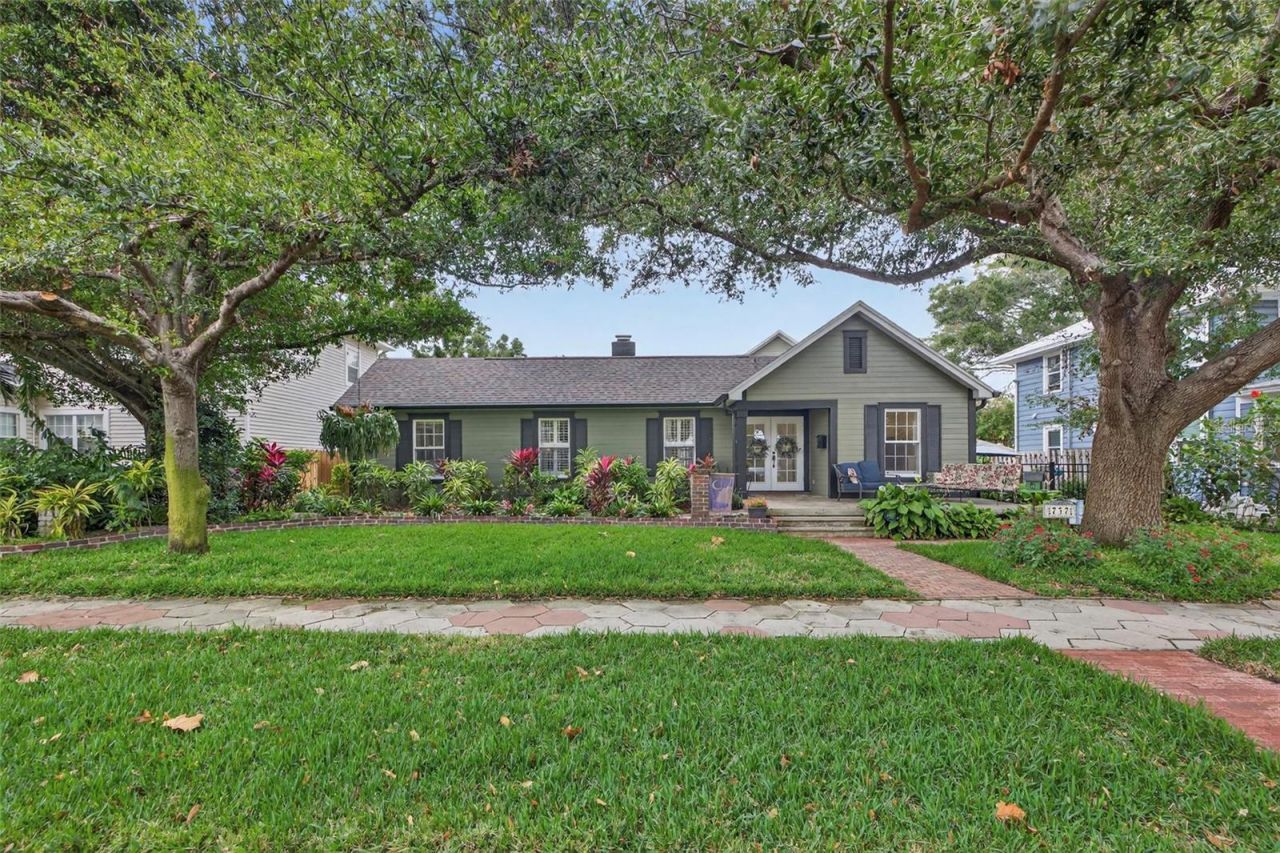 737 28th Avenue N, Saint Petersburg, FL 33704 Photo