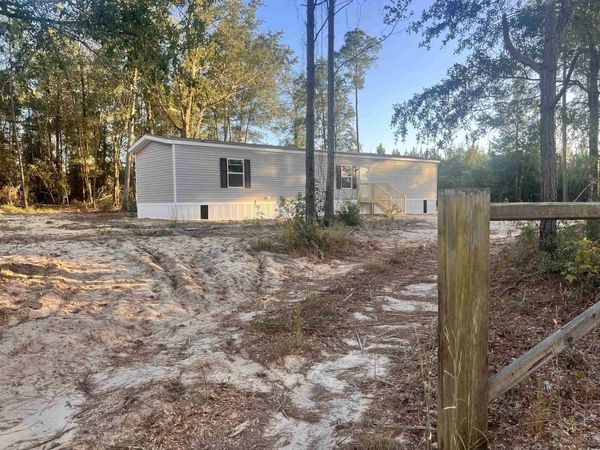 3733 Marvin Ct., Marion, SC 29571