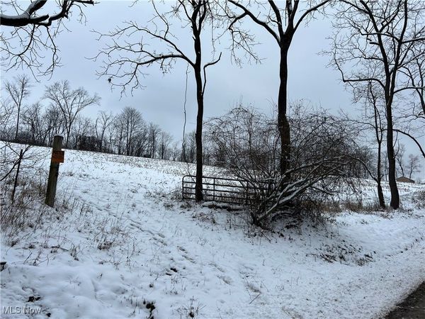 Rice Road SW, New Philadelphia, OH 44663