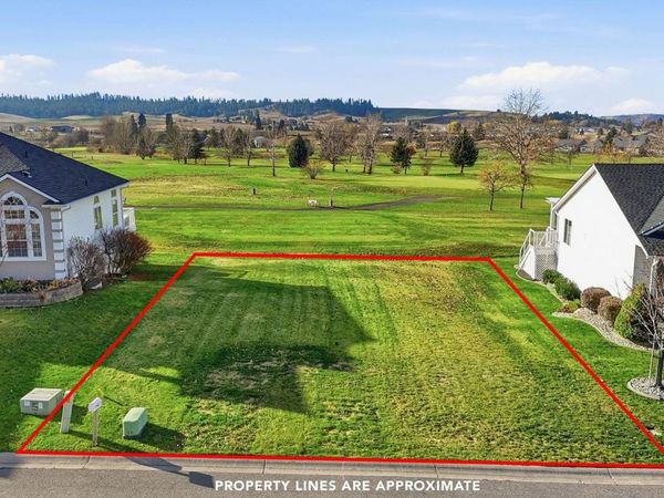 7916 S Parway Ln, Cheney, WA 99004