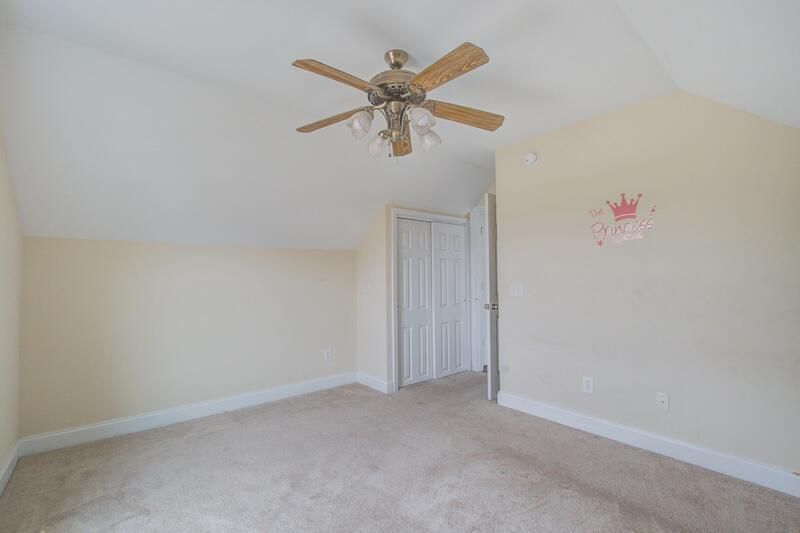 105 Netherfield Drive Photo 28