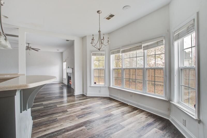 105 Netherfield Drive Photo 8