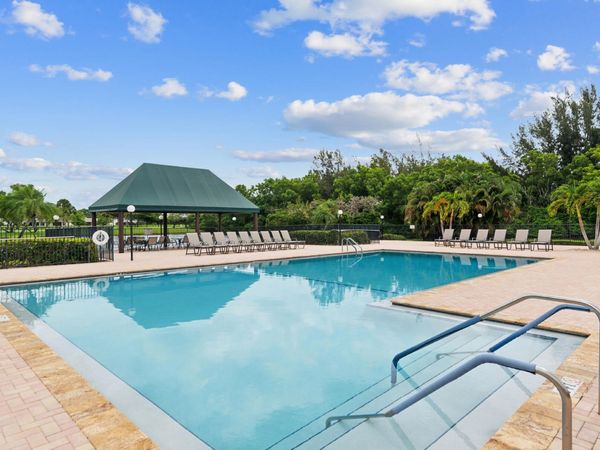 6029 Parkwalk Drive, Boynton Beach, FL 33472