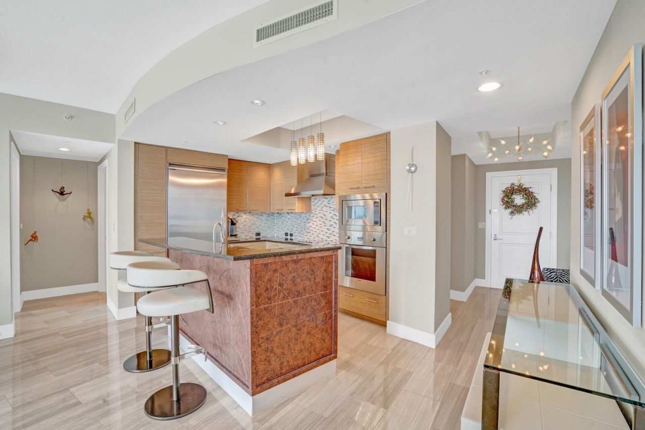 1 N Ocean Boulevard, Unit 1512, Pompano Beach, FL 33062 Photo