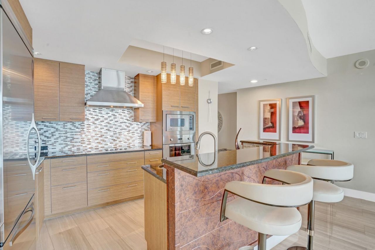 1 N Ocean Boulevard, Unit 1512, Pompano Beach, FL 33062 Photo