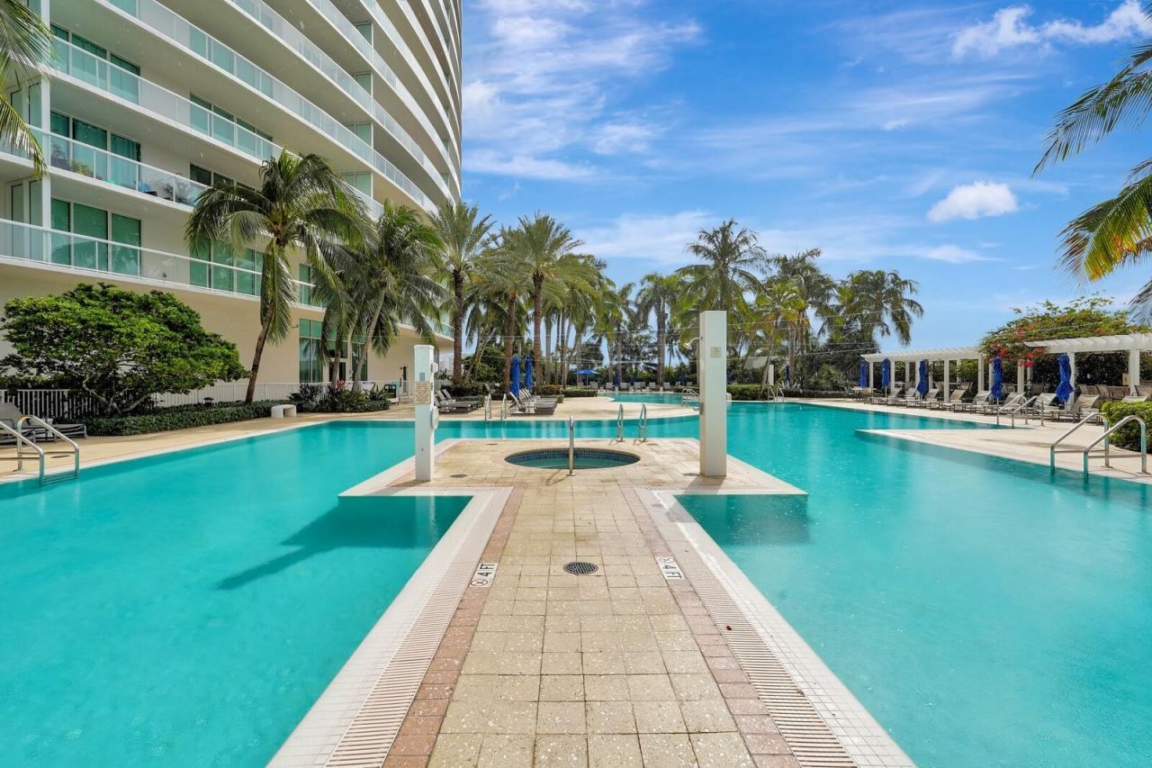 1 N Ocean Boulevard, Unit 1512, Pompano Beach, FL 33062 Photo