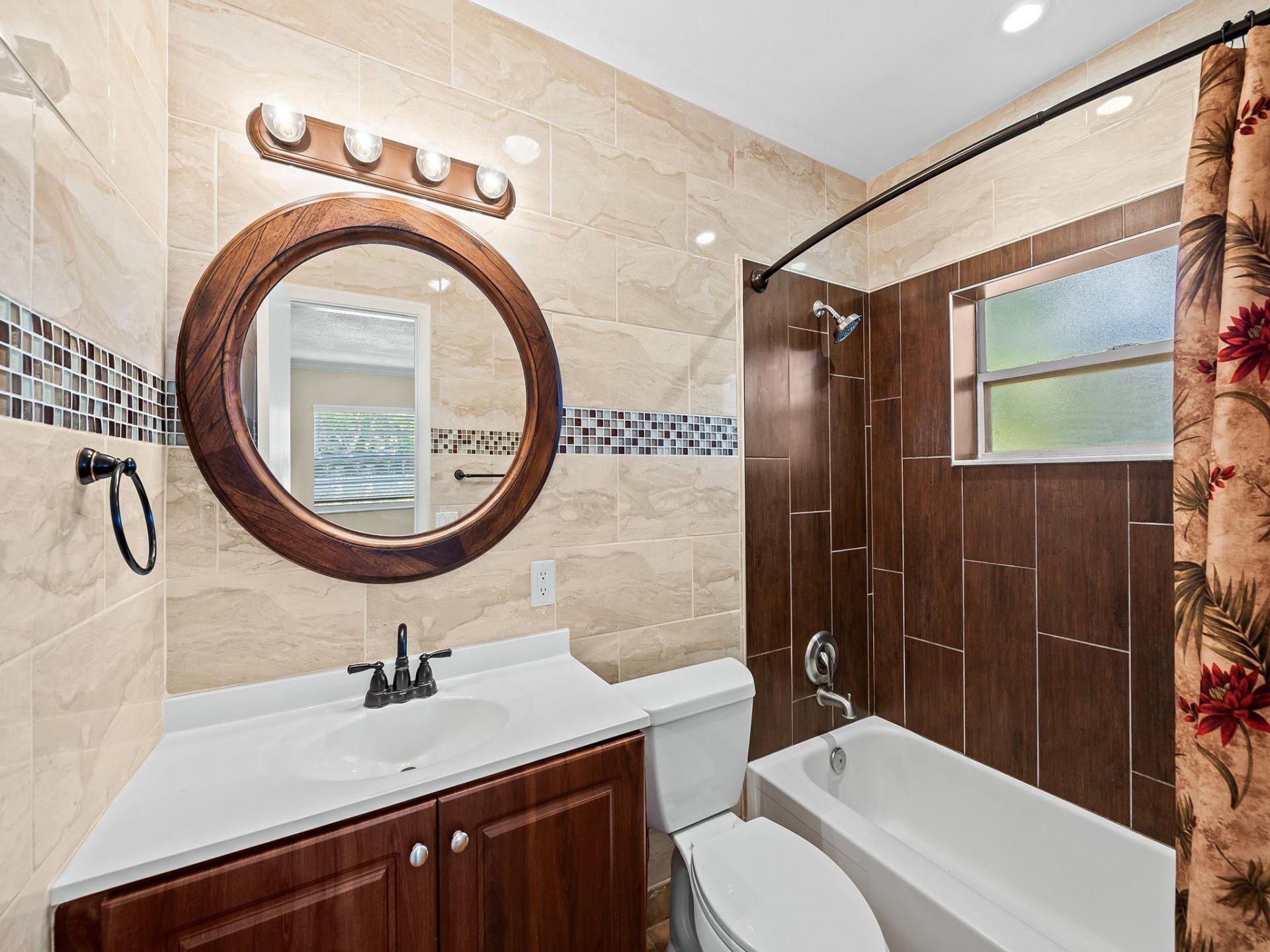 1640 NE 4th Place, Fort Lauderdale, FL 33301 Photo