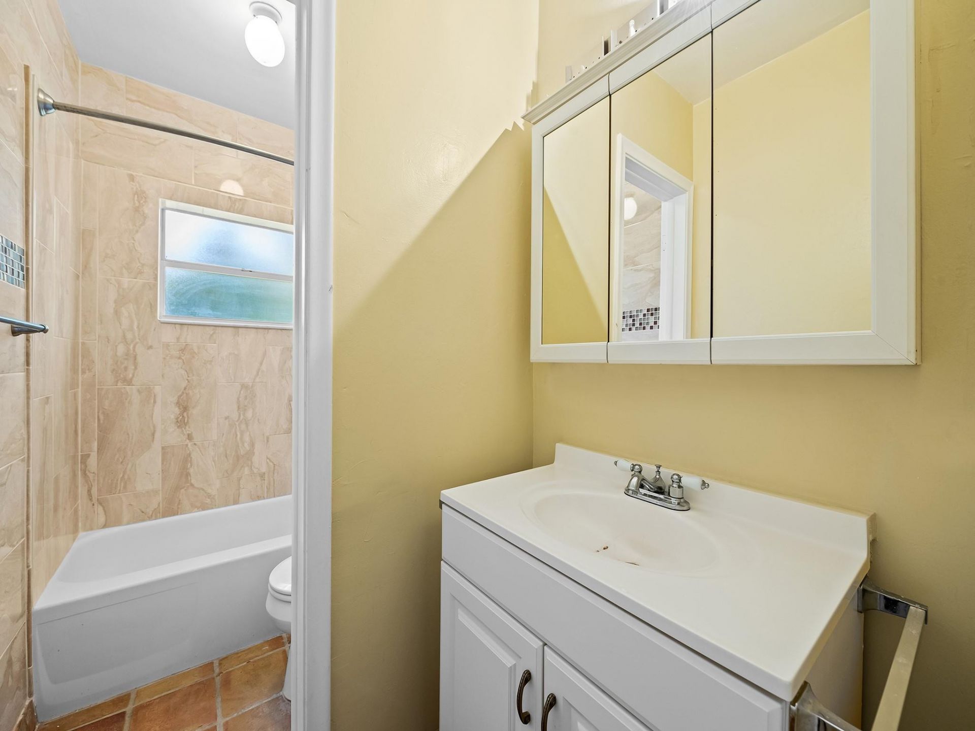 1640 NE 4th Place, Fort Lauderdale, FL 33301 Photo