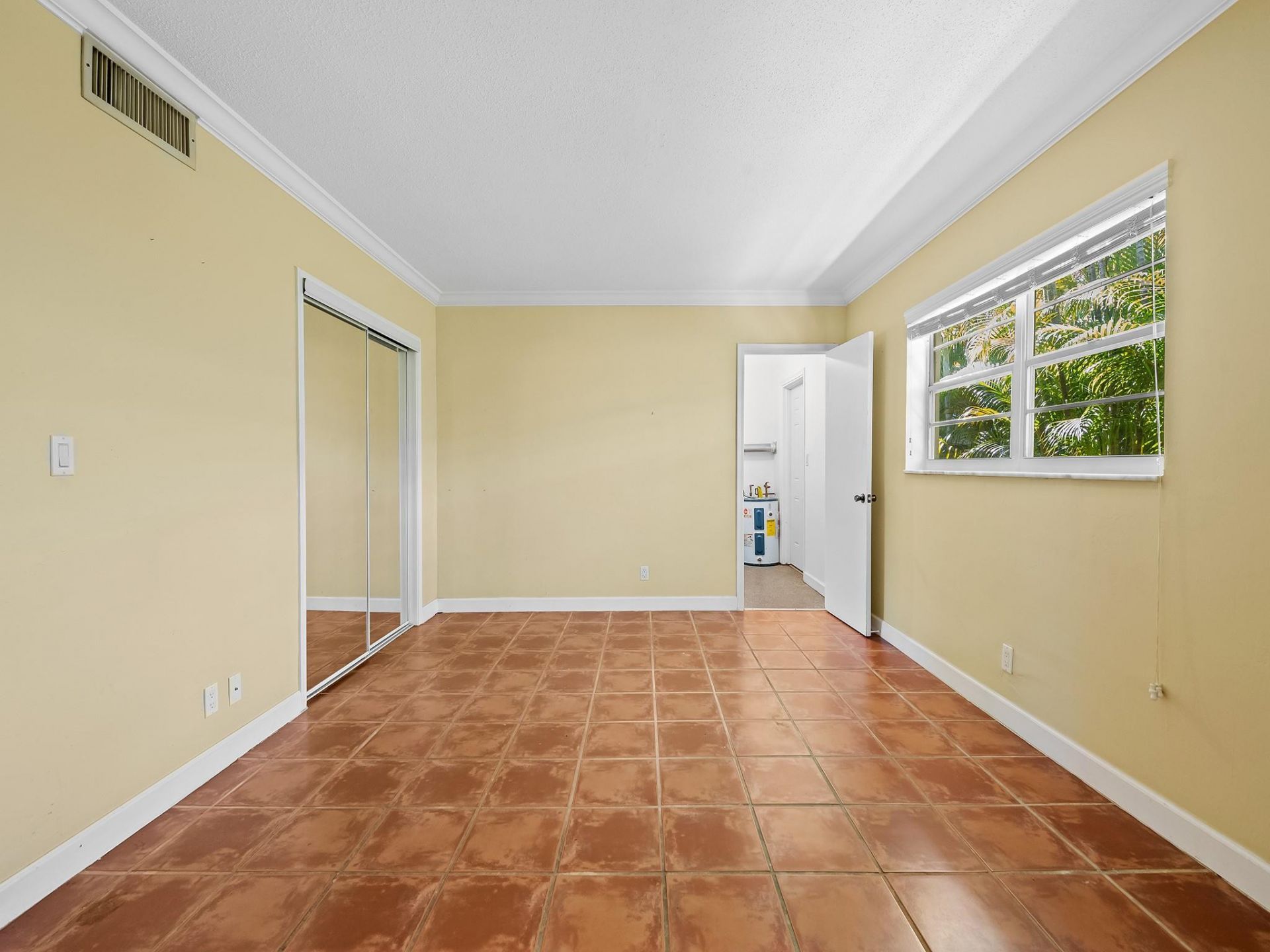 1640 NE 4th Place, Fort Lauderdale, FL 33301 Photo