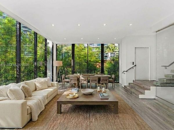 1525 Bay Rd, Unit 1525, Miami Beach, FL 33139