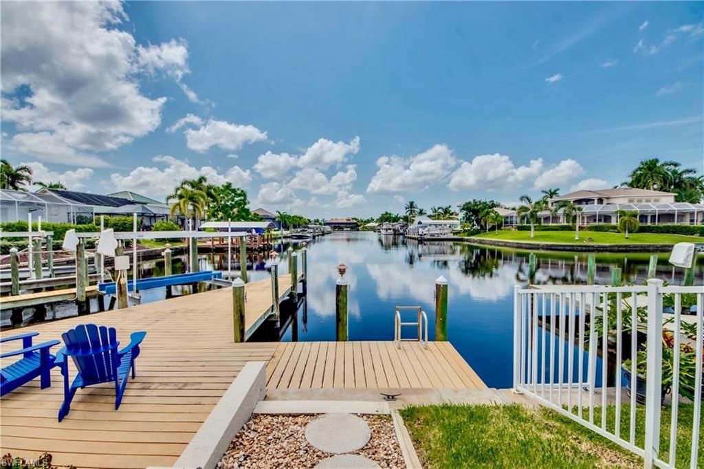 1434 El Dorado Pkwy W, Cape Coral, FL 33914 Photo