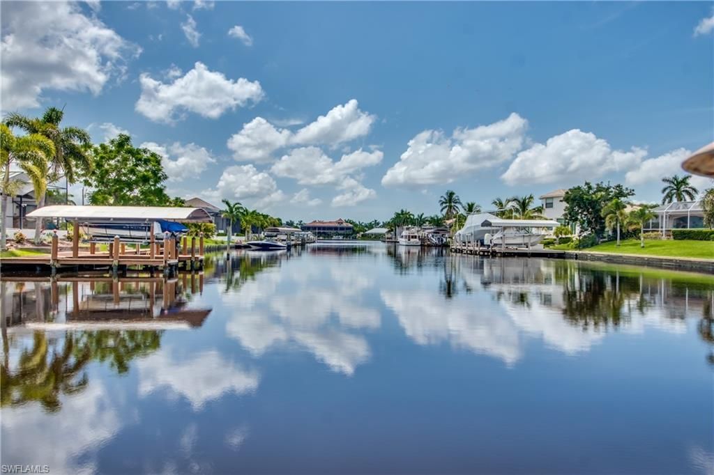 1434 El Dorado Pkwy W, Cape Coral, FL 33914 Photo