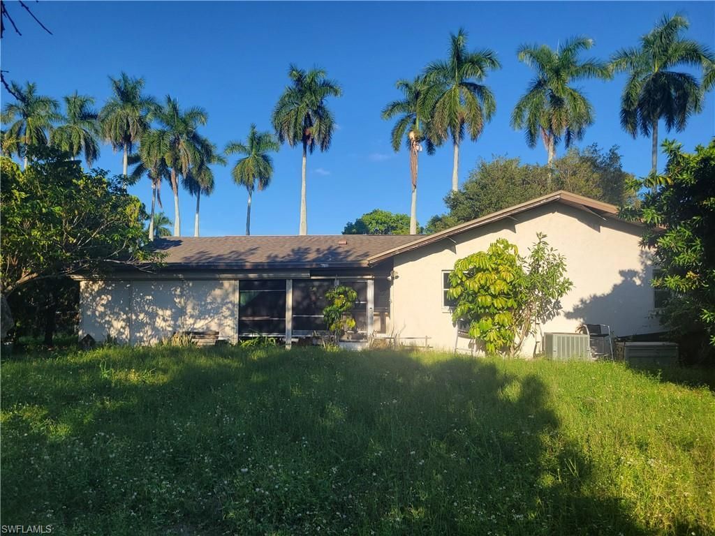 140 Fairview Ave , Fort Myers, FL 33905 Photo