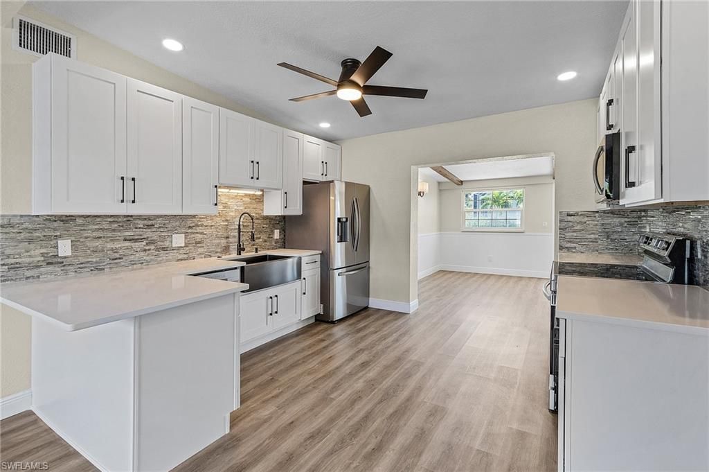 2390 Oleander St, Saint James City, FL 33956 Photo