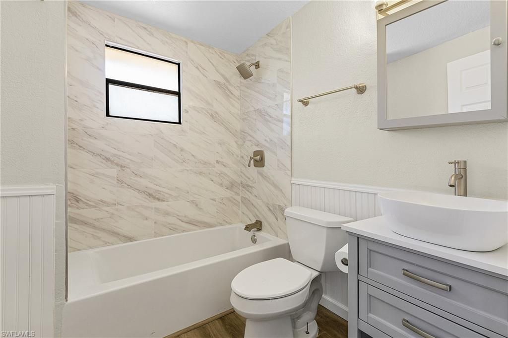 2390 Oleander St, Saint James City, FL 33956 Photo