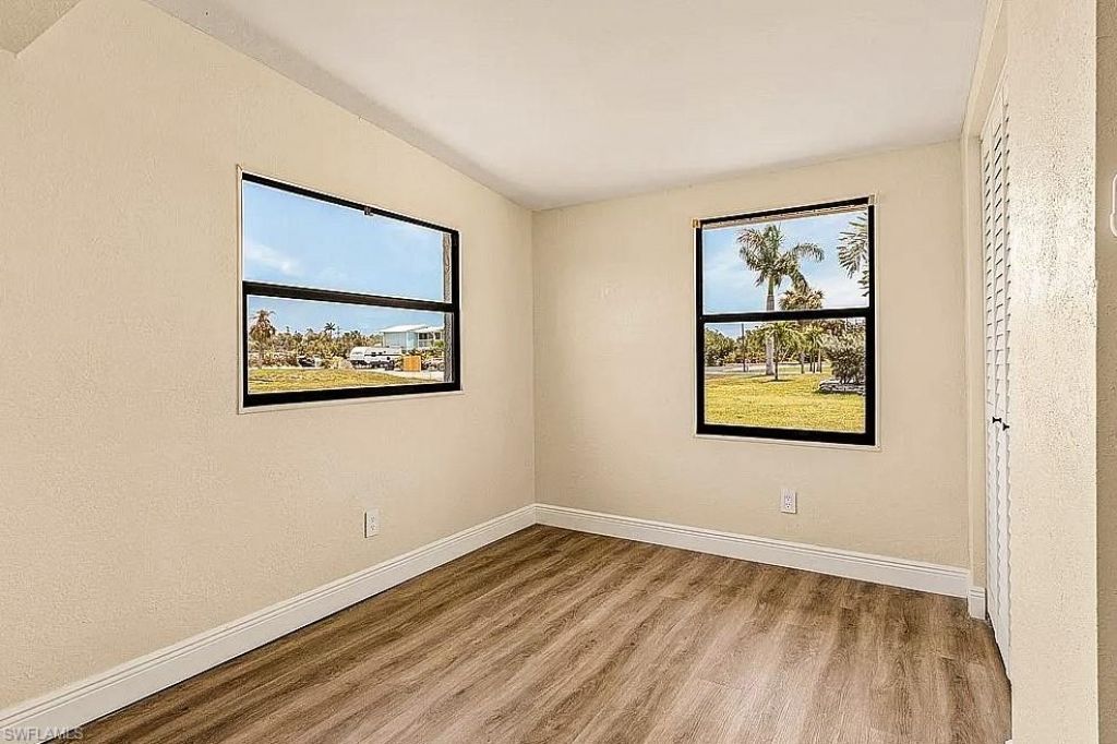 2390 Oleander St, Saint James City, FL 33956 Photo