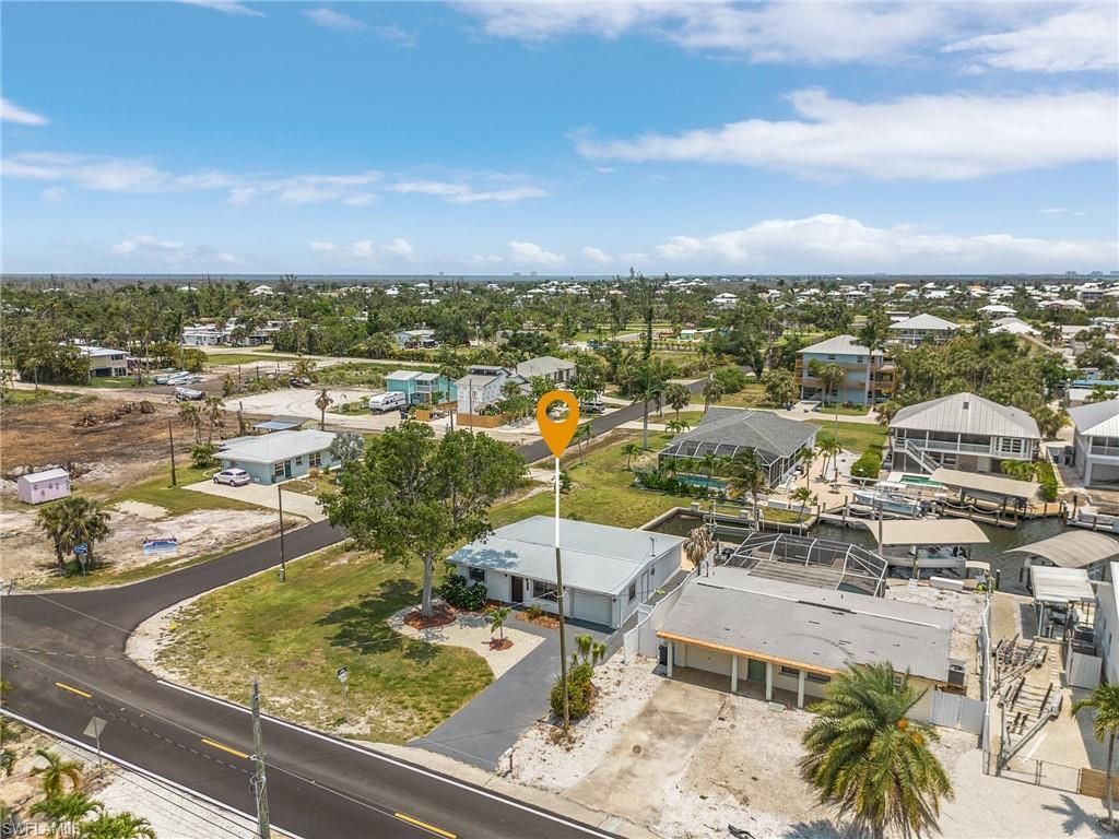 2390 Oleander St, Saint James City, FL 33956 Photo