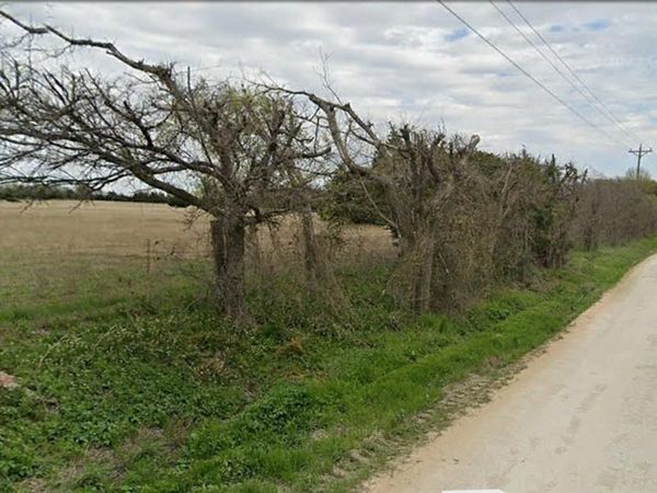 Lot 1 Pluto Road , Milford, TX 76670